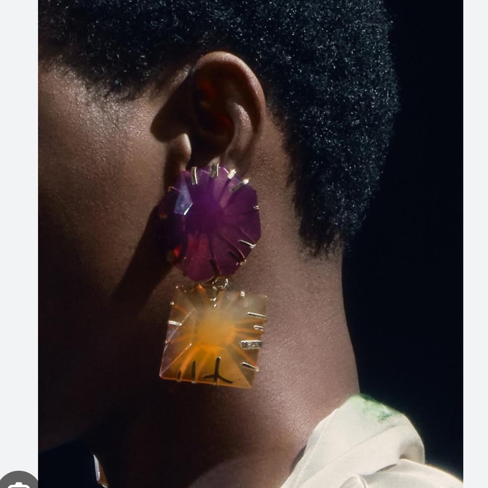 COLOURED RESIN EARRINGS - Orange | ZARA